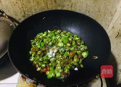 Illustration of how to make stir-fried peppers 5