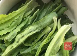 Illustration of how to make garlic lettuce 2