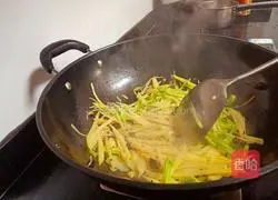 Hot and sour potato shreds recipe 4