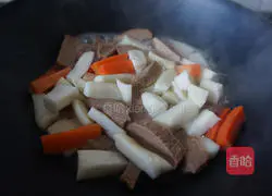 Illustration of how to make yam stewed beef tenderloin (vegetarian version) 7