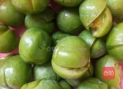 Illustration of how to make crispy pickled plums 1