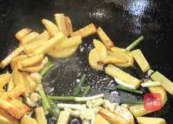  Illustration of how to cook cabbage, eggplant and roasted potatoes 5