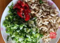 Illustration of how to make wolf tooth potatoes 2