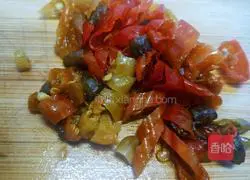 Illustration of how to make eggplant with sauce 6