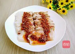 Illustration of how to make garlic white meat 8