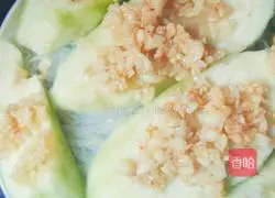 Illustration of how to make Golden Garlic Luffa Gu 6