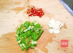 Illustration of how to make spicy soybeans 5