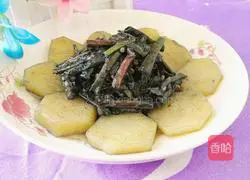 Illustration of how to make fried red cowpeas with potatoes 14