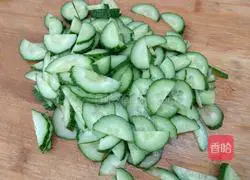 Cucumber Fried Egg Bento Recipe Illustration 1