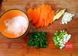 Illustration of how to make fried lotus root slices 3