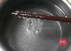 Cold snow swallow spicy jelly to try Illustration of how to do it 2