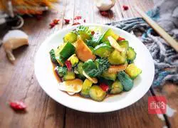 Illustration of how to make pickled cucumbers 9