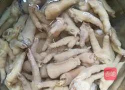 Illustration of how to make Sprite Chicken Feet 2