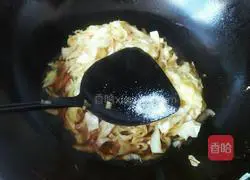 Illustration of how to make spicy stir-fried cabbage 8