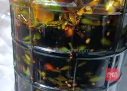 Illustration of how to make pickled peppers 4