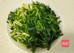 Illustration of how to make stir-fried dried leeks 3
