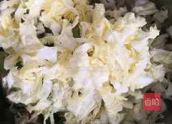 Illustration of how to make cabbage, chili and dried tofu 4