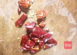 Illustration of how to stir-fry loofah 5