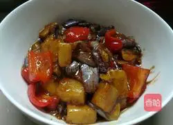 Illustration of how to make braised ground three delicacies 8