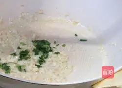 Illustration of how to make garlic-flavored bitter sesame seeds 11