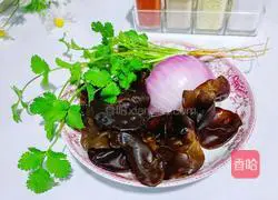 Illustration of how to make onions mixed with fungus 1