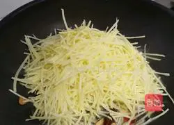 Hot and sour potatoes Illustration of how to make silk 9