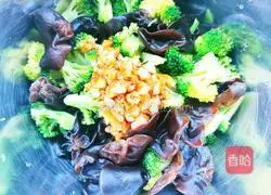 Illustration of how to make cold fungus and broccoli 11