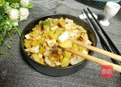 Illustration of how to make spicy and sour potato and lotus root dices 9