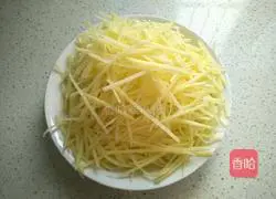 Illustration of how to make spicy potato shreds 5