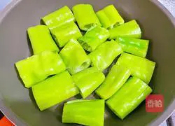 Tiger Skin Green Pepper Recipe Illustration 4