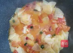 Illustration of how to make tomato and potato slices 4