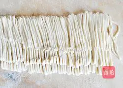 Illustration of how to make sesame cold noodles 3