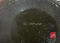 Illustration of how to make Chaoshan special hemp leaves 2