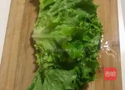 Illustration of how to make lettuce in oyster sauce 1
