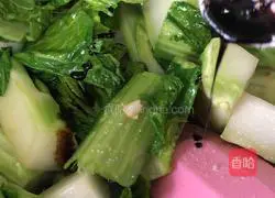 Illustration of how to stew mustard greens 8