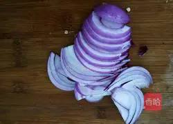 Stir-fried zucchini# Summer Refreshing Light Food# Recipe Illustration 3