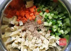 Illustration of how to make cold salad 7