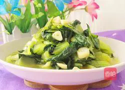 Illustration of how to make stir-fried Shanghai greens 11