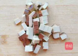 Illustration of how to mix cucumbers with dried beans 2