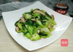 Illustration of how to stir-fry mushrooms with rapeseed 14