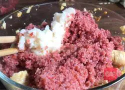 Illustration of how to make steamed bean curd rice noodles 7