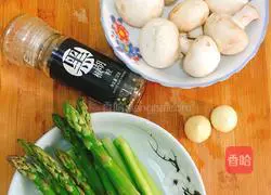 Illustration of how to cook asparagus and mushrooms 1