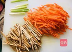Illustration of how to make fried tofu with shredded carrots 2
