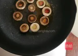 Illustration of the original pan-fried mushroom recipe 4