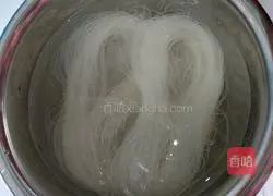 Illustration of how to make vermicelli baby vegetables 1