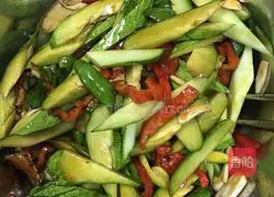 Illustration of how to make cucumber cold dishes 8