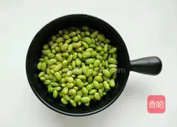 Illustration of how to make garlic edamame 5
