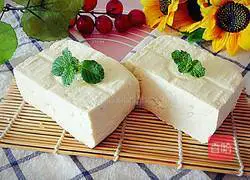 Illustration of homemade tofu 19