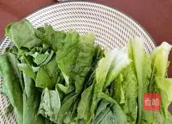 Illustration of how to make stir-fried lettuce 1