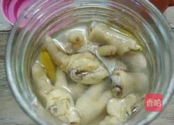 Absolutely delicious pickled peppers and chicken feet Practice illustration 7